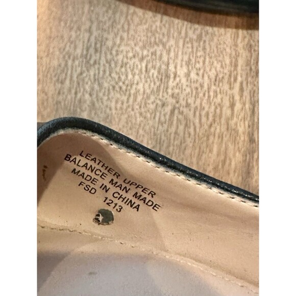 Enzo Angiolini Black and Gold Leather Ankle Strap Heels Size 8.5 EUC!!! - Picture 4 of 6